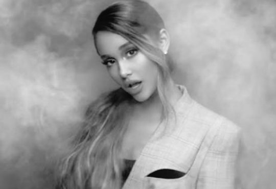 nextbreathin's tweet photo. °°•• art... https://t.co/rXyRgLpvJj