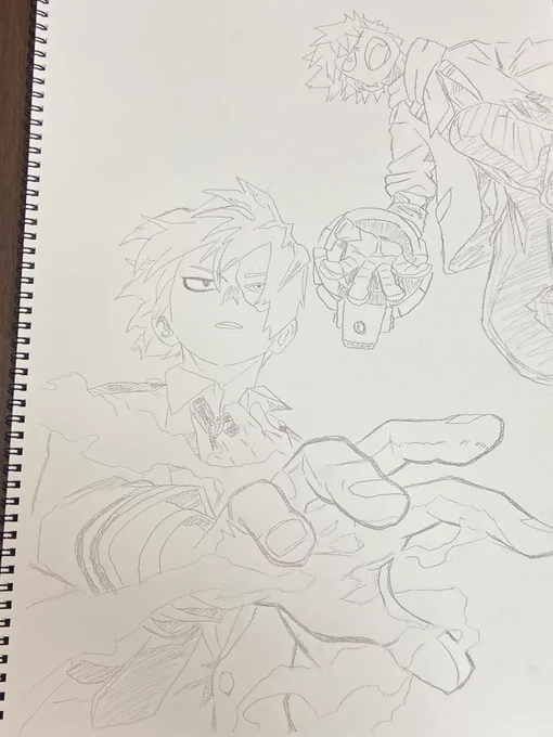雑やけど下描き終わったぁ
学校終わってからなぞろ 