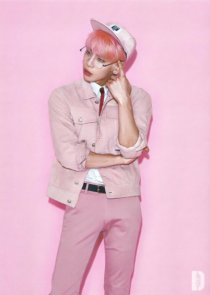 Thank You for your warm hugs ...I Love You our Moon 😗

Happiest Birthday Uri Kim Jonghyun  

#사랑을_달빛에담아_종현이에게
#종현이에게사랑만
#HappyJonghyunDay
#HappyBlingDay
#31YearsOfJONGHYUN