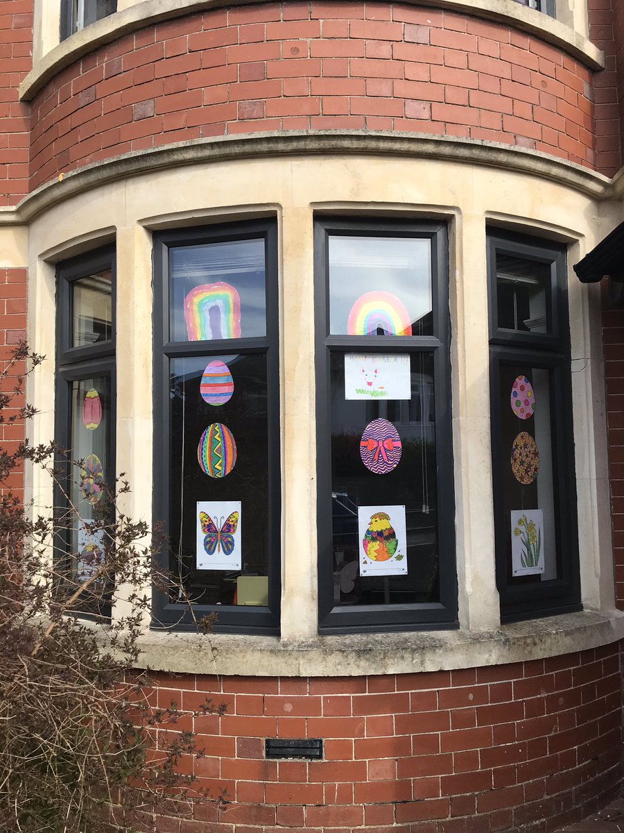 CassicUk's tweet photo. @whitchurchprm WPSArtChallenge. We filled our front window with Easter inspired art to make people smile on their daily exercise outings 😀 https://t.co/RNkbdXn1un