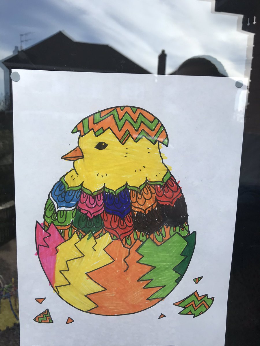 CassicUk's tweet photo. @whitchurchprm WPSArtChallenge. We filled our front window with Easter inspired art to make people smile on their daily exercise outings 😀 https://t.co/RNkbdXn1un