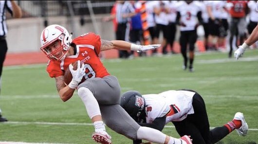 blessupjay_'s tweet photo. Blessed to receive an offer from Monmouth College🔴⚪️
@MonmouthCollege @CoachFreitag @larryblustein @OHSKnightsFB https://t.co/2rvr7zHDch