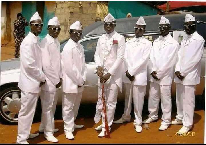 KingDauda10's tweet photo. Reality is that you people in makidye ,Ntinda , kiwantula ,Bukoto ,muyega and many so called rich places you going to die and Bobi wine give your cars to us 🤭🤭🤭 Enjoy your weekend .... #keepjogging https://t.co/5NIE1GF9Fk