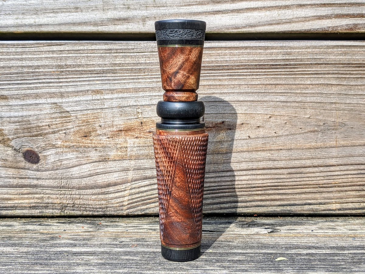 DJCallsCo's tweet photo. Sorry for the lack of posting 😬 but something to kill the time with everything going on. Ok, well I got her finished. Triple in lays, brass and black, high grade walnut with ABW, sleeved in buffalo horn, three panel checker with stippled tonal. https://t.co/GOUR7xQW4Q