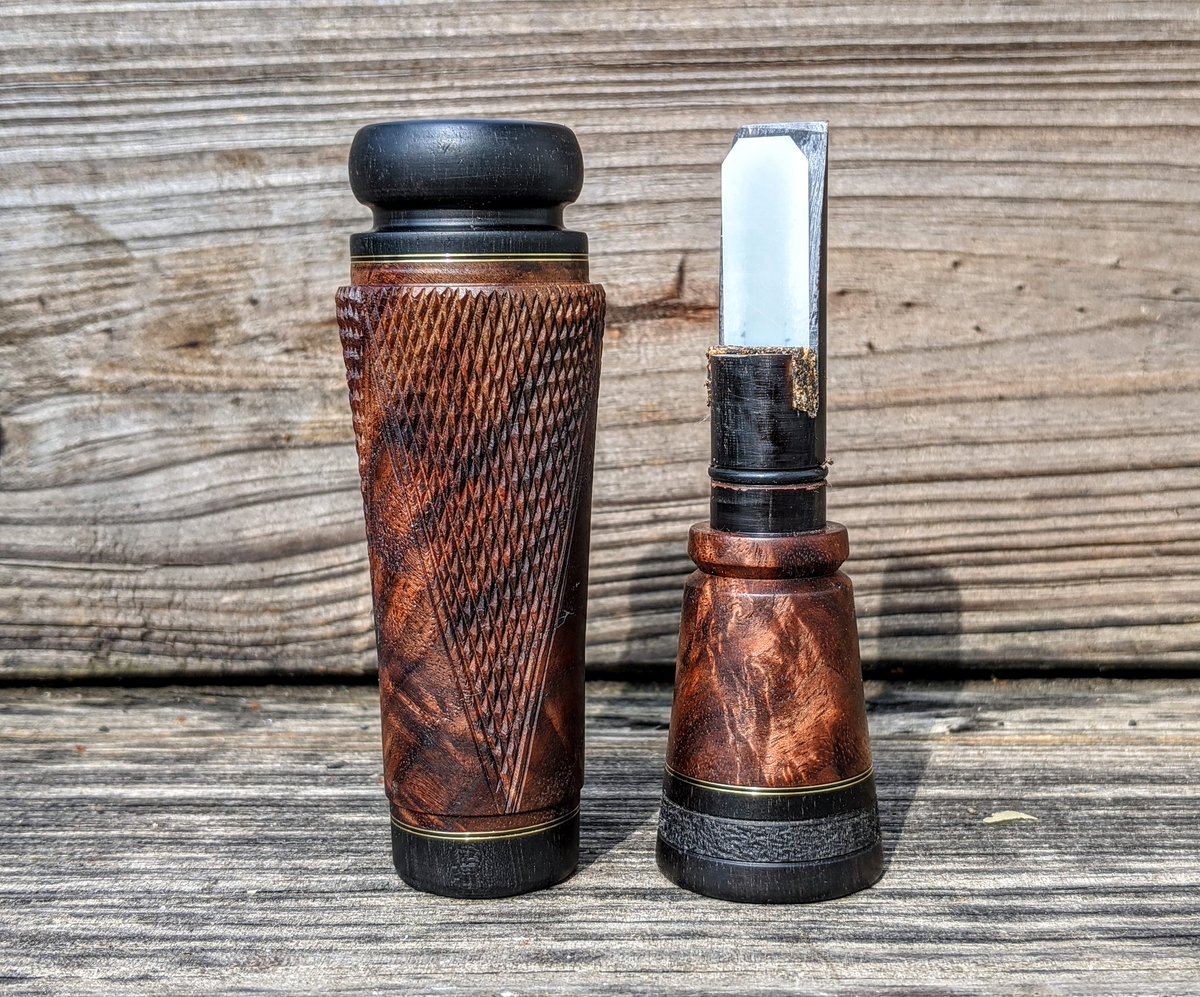 DJCallsCo's tweet photo. Sorry for the lack of posting 😬 but something to kill the time with everything going on. Ok, well I got her finished. Triple in lays, brass and black, high grade walnut with ABW, sleeved in buffalo horn, three panel checker with stippled tonal. https://t.co/GOUR7xQW4Q