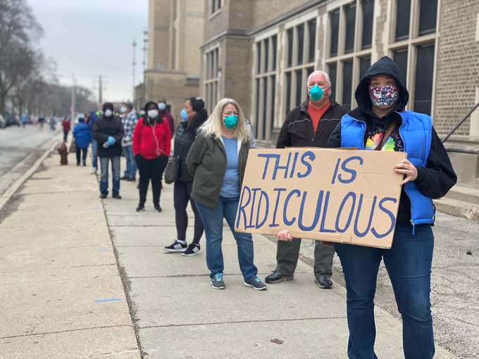 Wisconsin Residents Head To Polls Amid Coronavirus