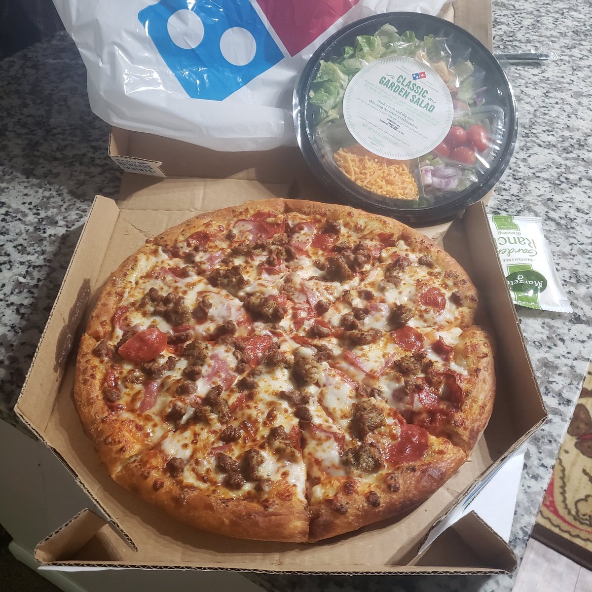 When your CEO says... we will still have lunch after our town hall. Thank you <a href="/JohnnyCTaylorJr/">Johnny C. Taylor, Jr., SHRM-SCP</a> for caring and feeding us! Thanks  @Dominos for the contactless pizza delivery.  #LifeatSHRM