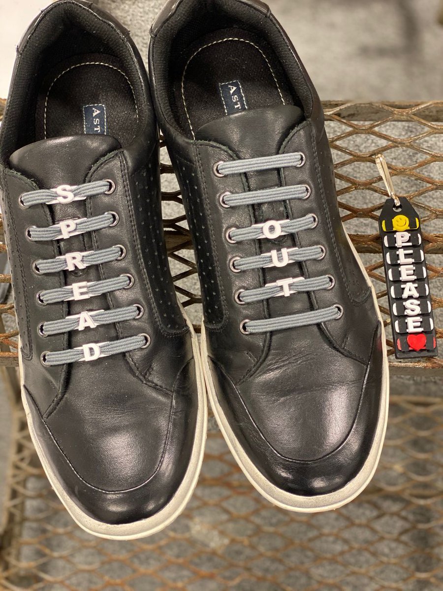 U_Lace's tweet photo. Daily Encouragement - Day 13
We're reminding you to spread out (please!)
#spreadout #stayhealthy #alonebuttogether #barlace #ulace #ulaceslims #sneakertweets https://t.co/VKo7ENsViD
