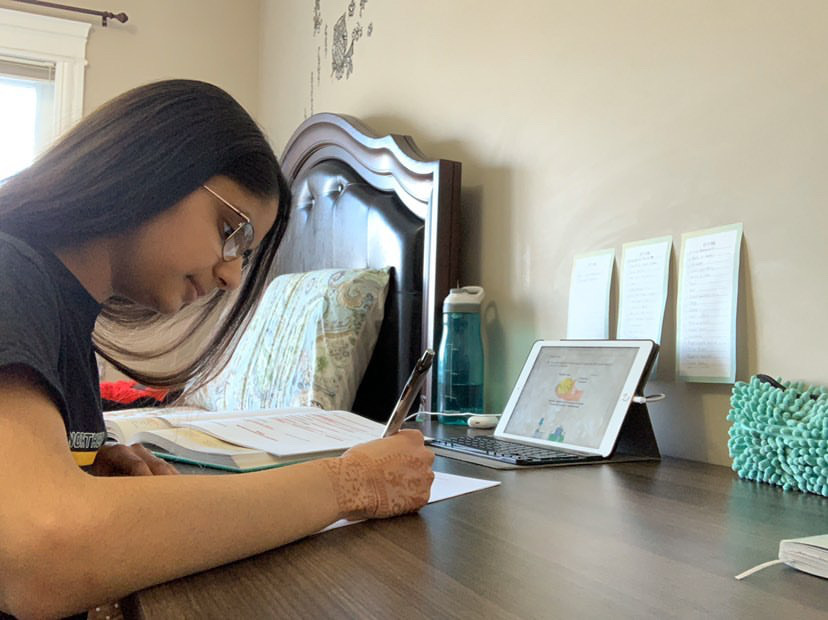 WWhighschool's tweet image. Looks like Snigdha Has found a quiet place to learn!  

#fmpsdlearningathome #ablearningathime

@FMPSD