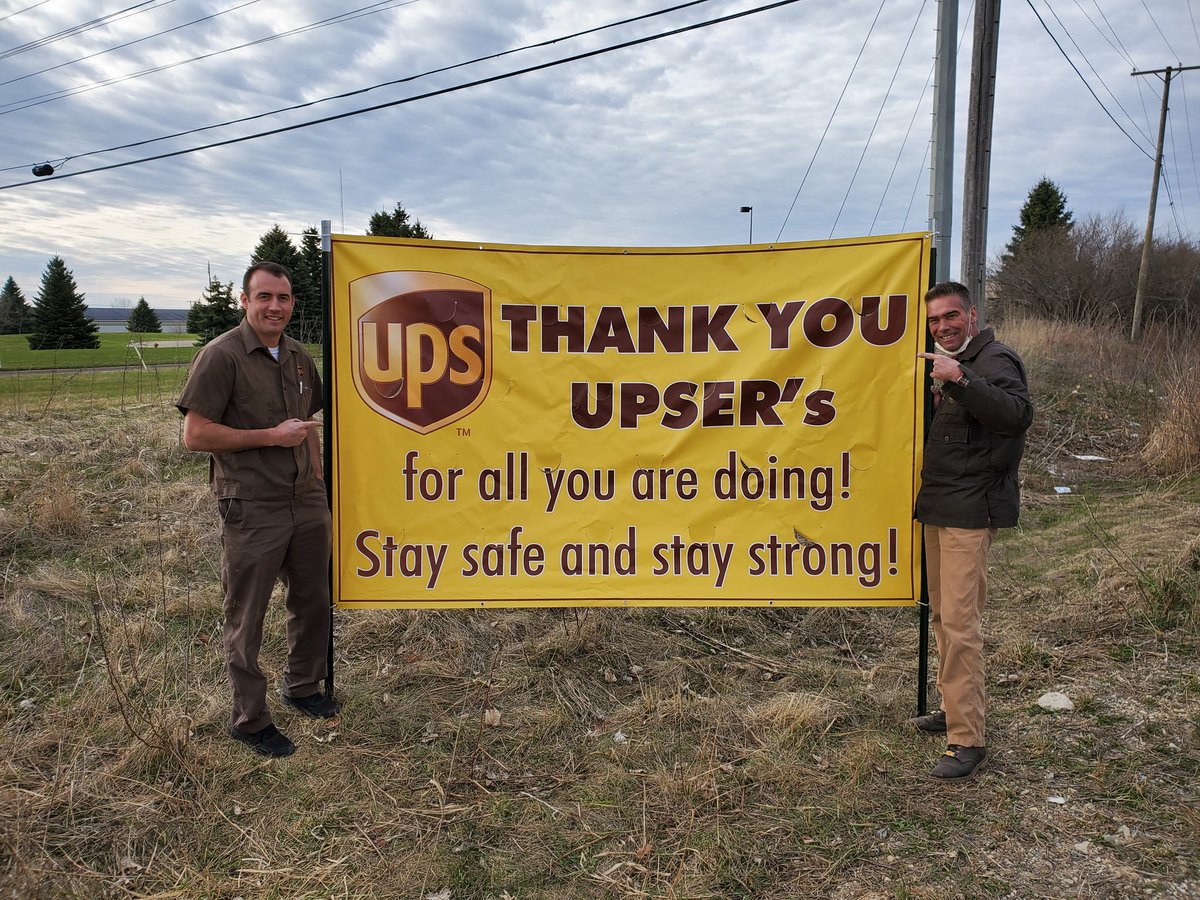 GLNESafe's tweet photo. Recognition Tuesday at the Howell Center. We need to express the importance and sacrifice ALL our employees are enduring. Our sincere gratitude to our team.#UPSersAreThere https://t.co/5UyVpPPaDU