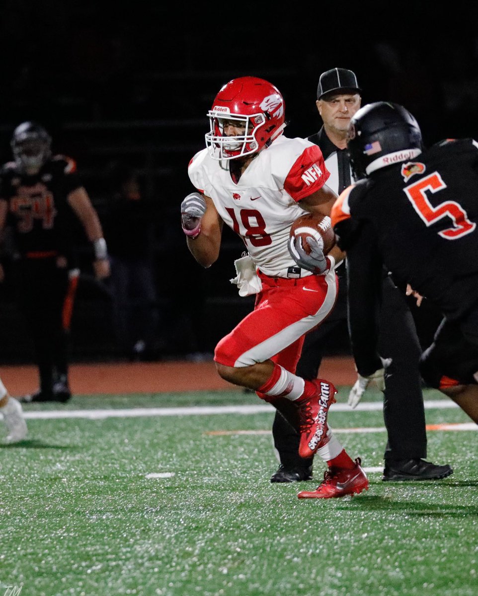 Xavier18Marquez's tweet photo. Extremely blessed to reach a life long goal. Couldn’t be more thankful to be All-State in both, Football and basketball. Thank you to everyone❤️ https://t.co/LLagjbeU02