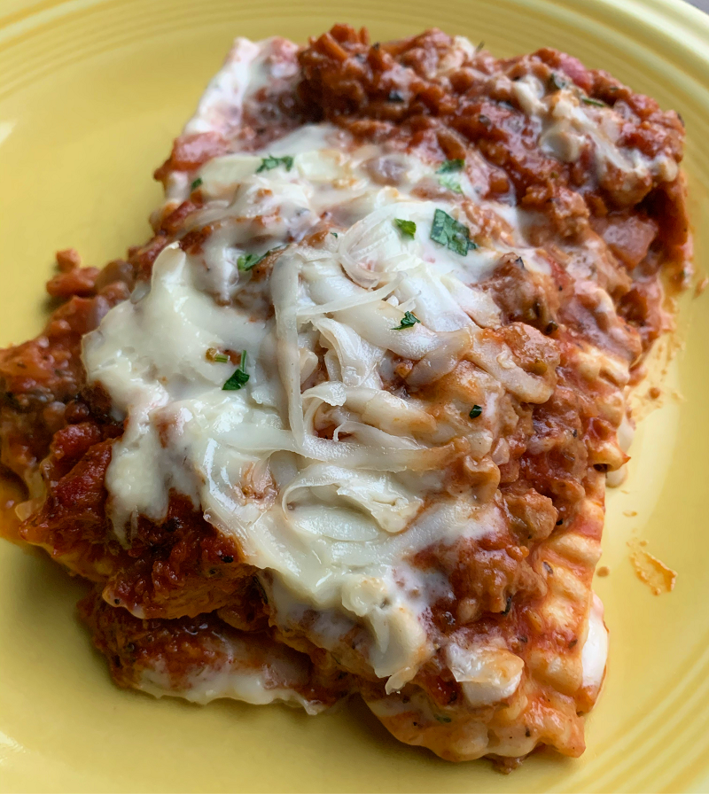 TheHerbivorousB's tweet photo. #Vegan Lasagna is our hot meal option through Saturday! We're open today through Saturday 10am-5:30pm for curbside pick up.
Order ahead: https://t.co/uTd5SyDcg8 https://t.co/wHFRQsNOt4