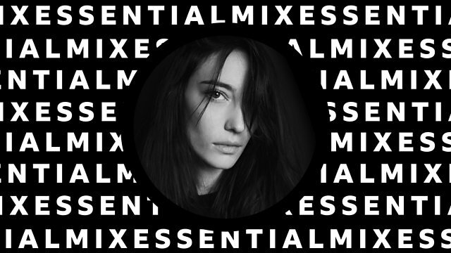 KNOTORYUS's tweet photo. Listen: @AmelieLens' Essential Mix for BBC starts with a generous dollop of ambient &amp; snakes through bouncy electro-terrain before opening the floodgates to a rush of brooding, relentlessly rolling techno hammers: https://t.co/hAH9q7h8Wq #AmelieLens https://t.co/4YYG4RUnM5