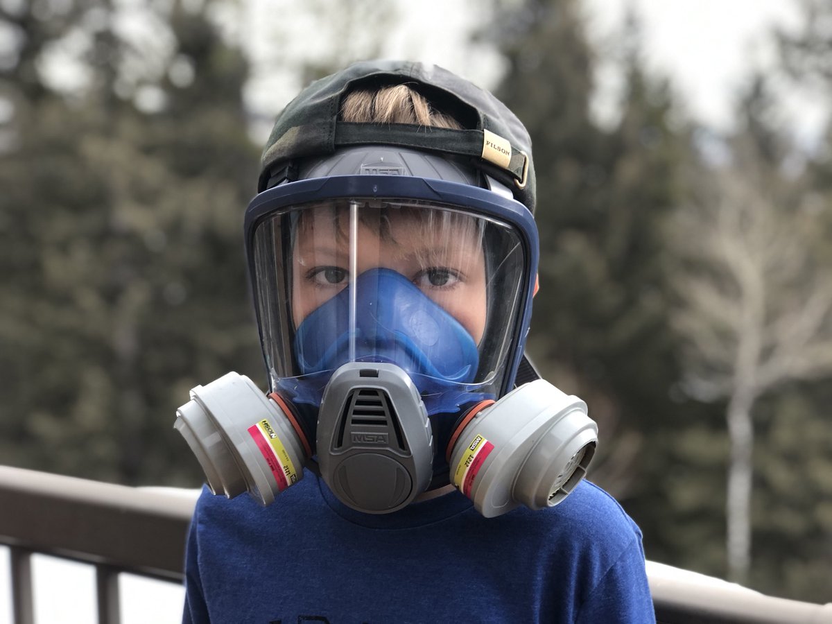 miket136's tweet photo. Play safe.
#PandemicHomeschool
#IsolateOutside https://t.co/VyqEvCcUW8