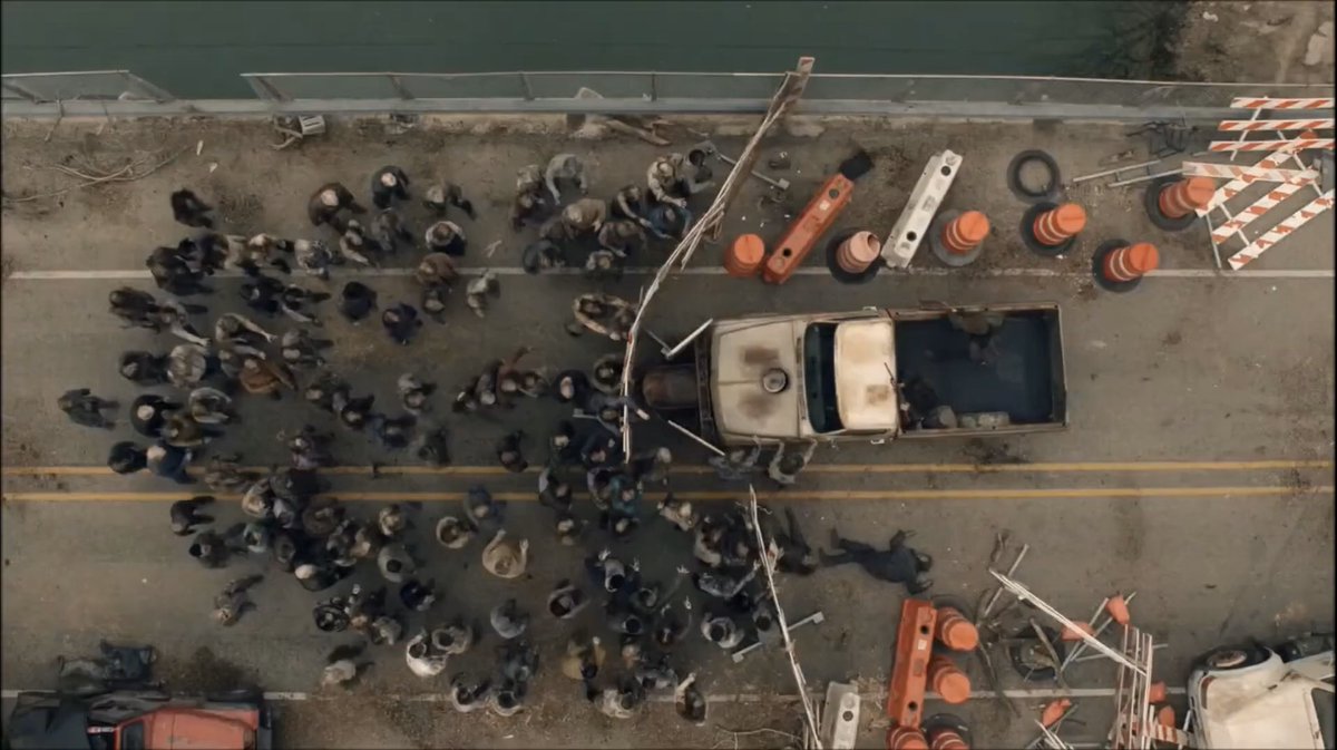 Walkers on a bridge that looks quite similar to the one from Episode 405. Perhaps John returns to his old cabin as a way to reunite with June seeing as they both know where it’s located! #FearTWD