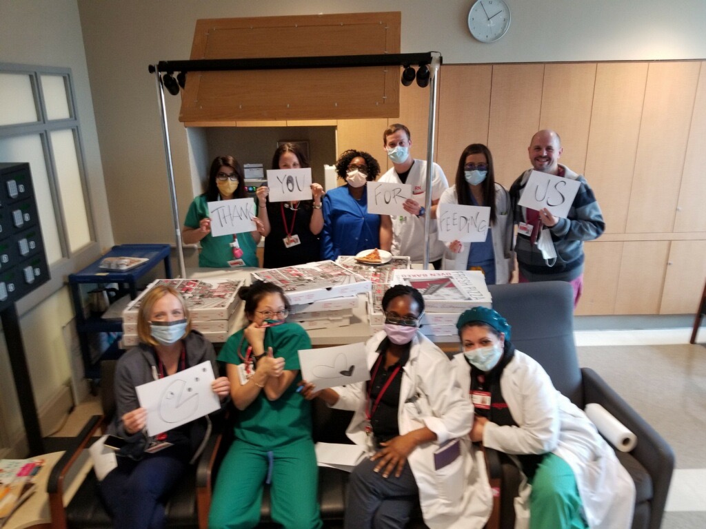 R Family Vacations tweet media