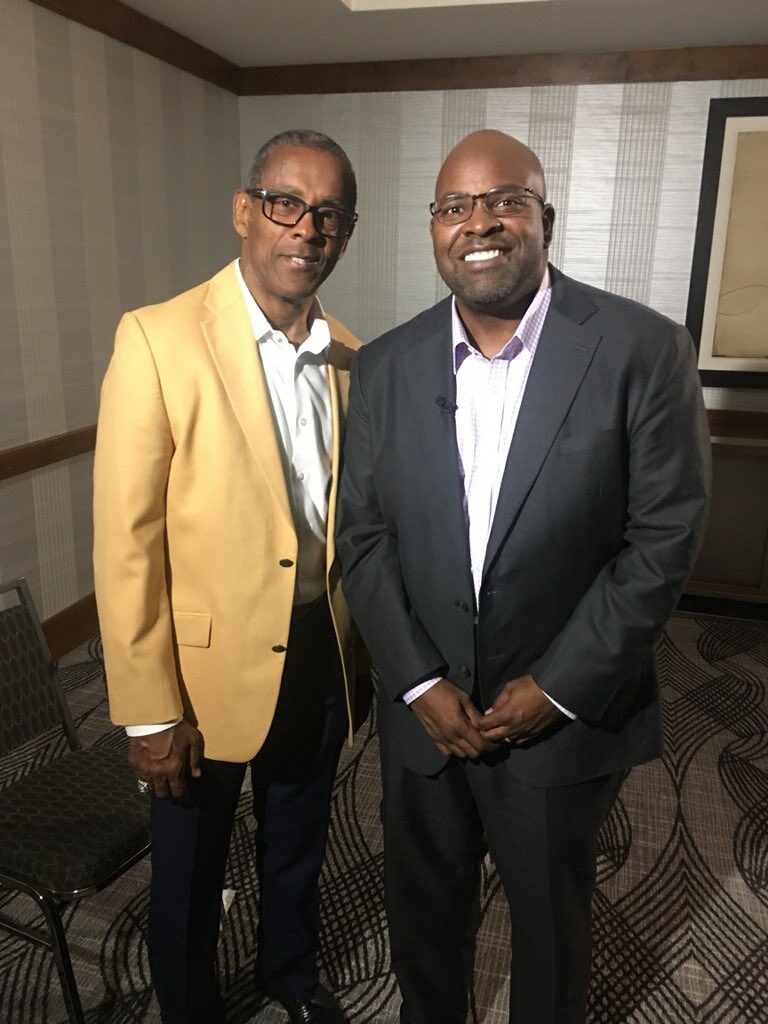 Happy Birthday to  legend Tony Dorsett. 