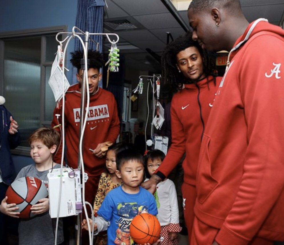 “Visiting hospitals means a lot to me. We had an amazing time with the kids & it was so cool to see their smiling faces. They’re battling very tough & real situations we can’t imagine going through & it made me even more grateful as a student-athlete.” - @jayunooo,  @AlabamaMBB