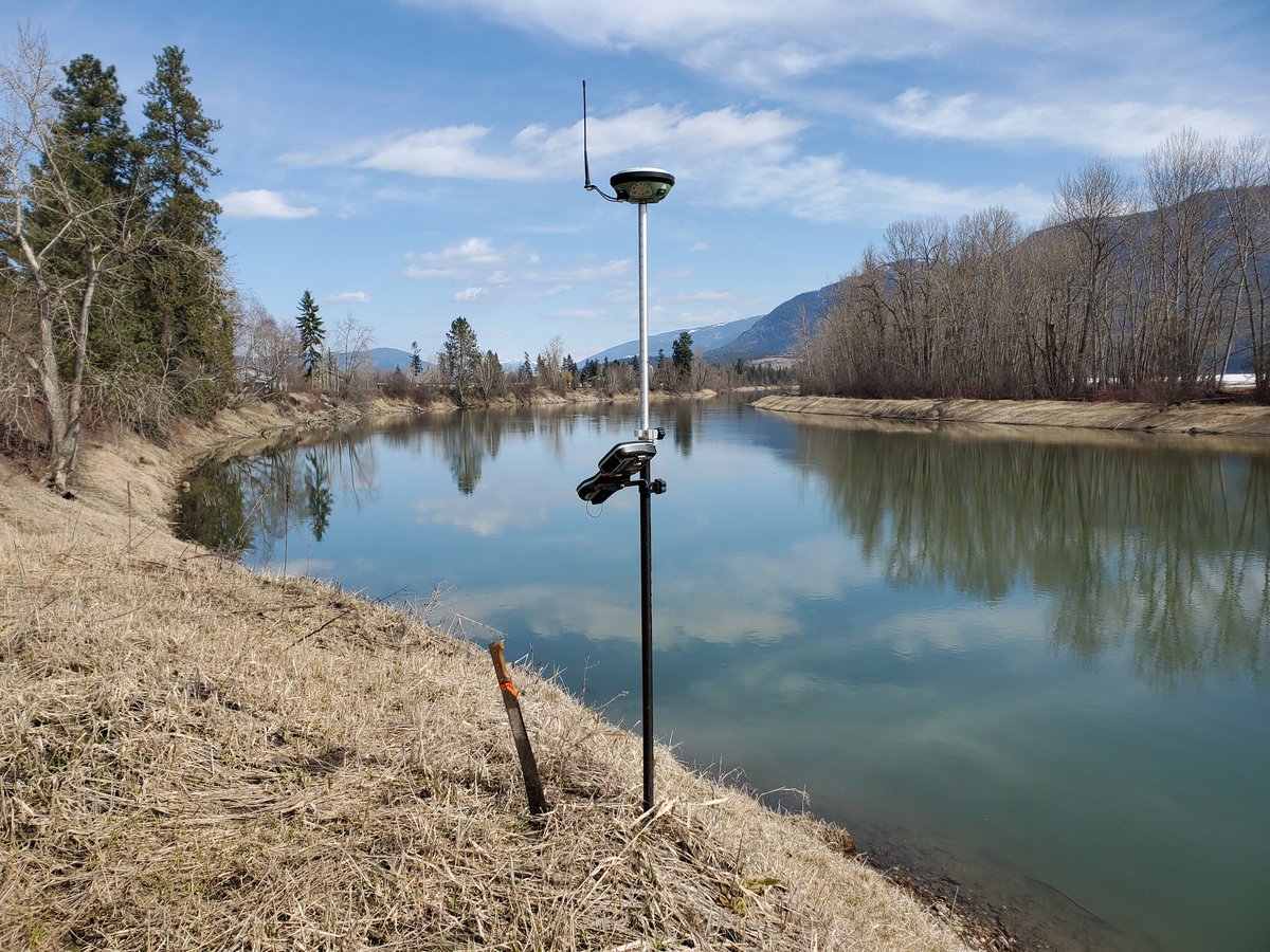 We're privileged to live and work where we do. Not a soul within 2km, let alone 2m! Stay safe everyone.