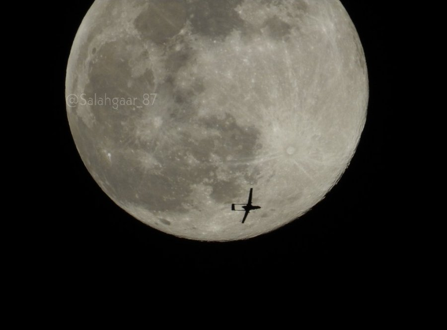 Turkish drone TB2 Bayraktar in the skies of #Syria #Idlib

TB2 Bayraktar, Berat Kandilinde Idlib semalarinda.
@selcuk <a href="/haluk/">Haluk Bayraktar</a>

Photo Credit Salah Jaar 
<a href="/SalahGaar_87/">Salah Gaar</a>