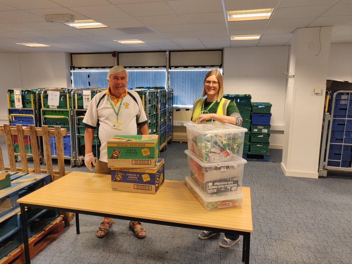 I have delivered the dry stock from Emberton Sports and Social Club to <a href="/mkfoodbank/">MK Food Bank</a> Plus at Saxon Ct before collecting 11 boxes to deliver to those in need. Lady in piccie is <a href="/LouisaHobbs15/">Louisa Hobbs</a> Foodbank, Ops Mgr. Pls join in if you know a closed club with stock that they can't sell.