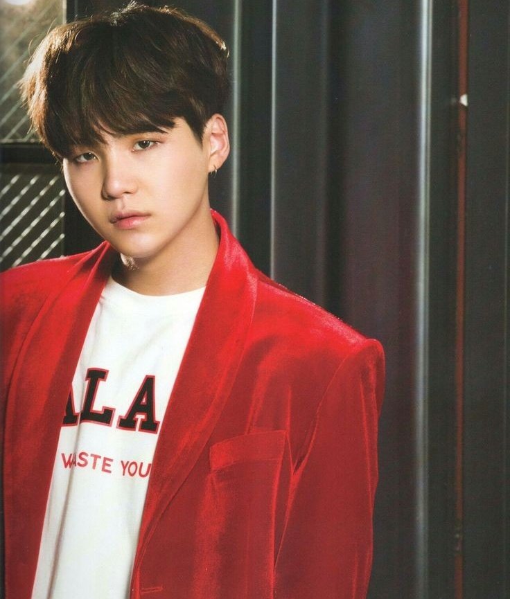 yoongi como álbumes de bangtan, abro hilo;