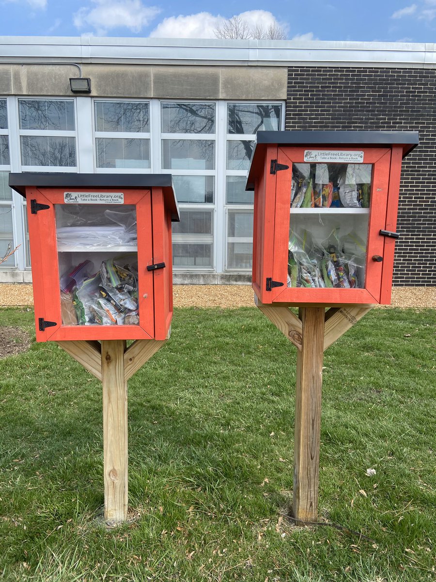 We’re so grateful for the financial donation from the <a href="/edufoundnt/">Niles Township Education Foundation</a> to continue our Healthy Snack initiative even with our schools being closed. Feel free to stop by the free little libraries at each school to grab a snack pack! <a href="/SkokieSD69/">School District 69</a>