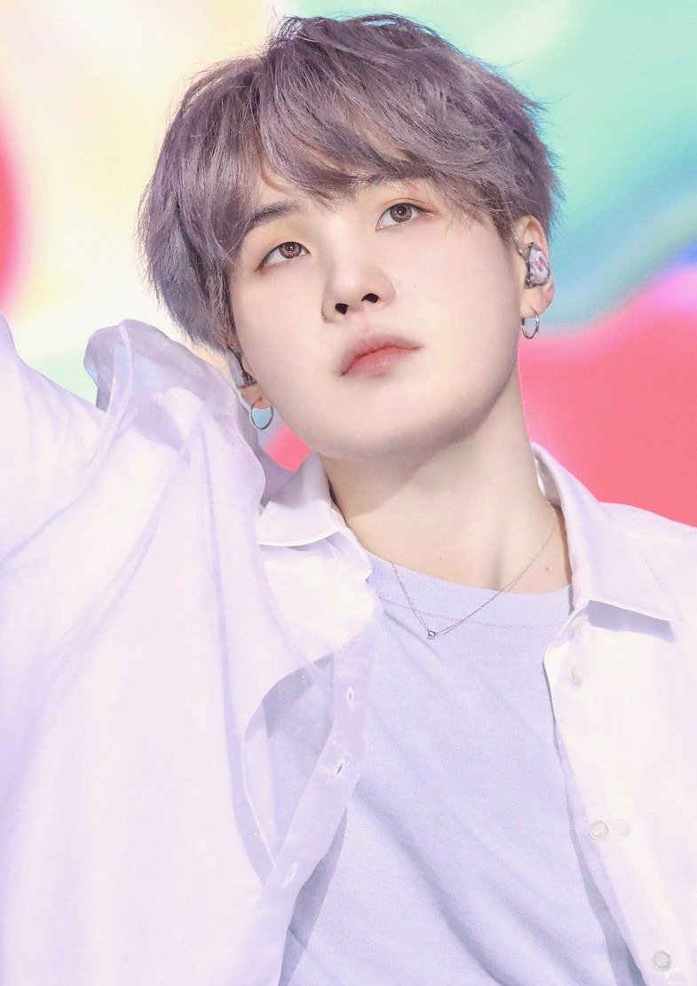 yoongi como álbumes de bangtan, abro hilo;