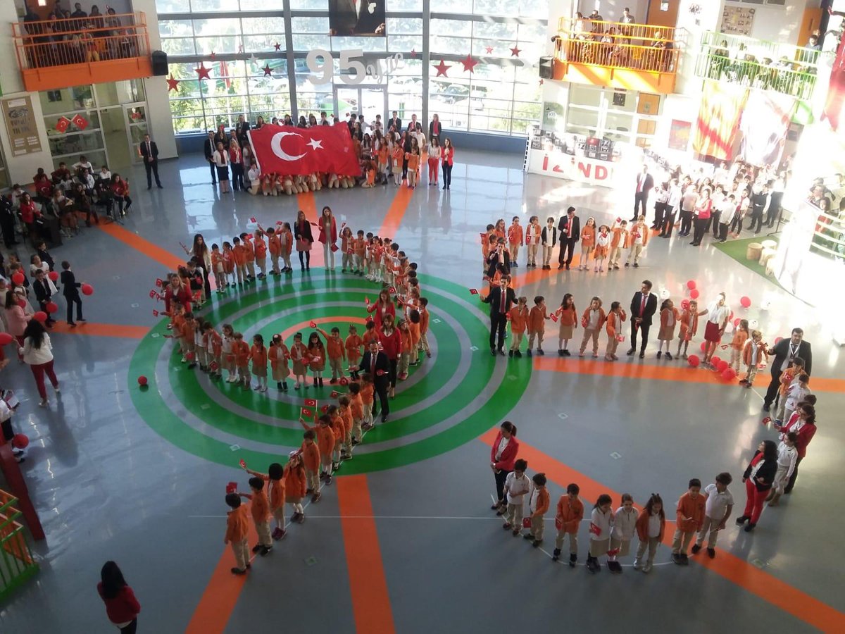 TopuzBurcu's tweet photo. @GuldemG @SuniyeK @DogaOkullari @serozeren @AliRizaLule @nurhansutlass @polatcenker @hakaninanir @HamitlerK #OkulumuÖzledim #OkullaKalEvdeKal diyorum ve @aydinkahraman7 'a meydan okuyorum. #EvdeHayatVar #EvindeKal #DoğamEvimde @DogaOkullari @serozeren @AliRizaLule @nurhansutlass @polatcenker @hakaninanir @HamitlerK https://t.co/gbgszXaTxE
