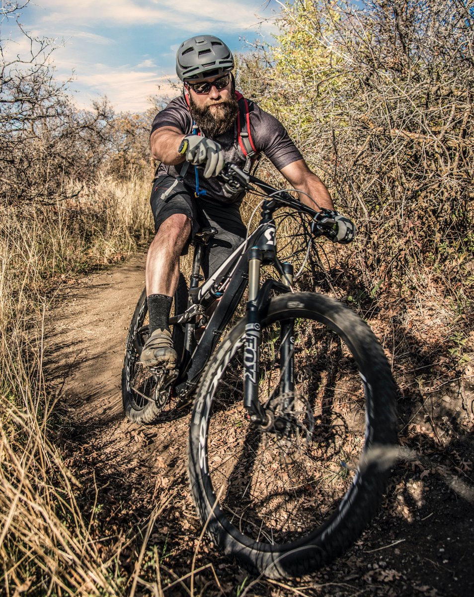 EdgeEyewear's tweet photo. Did you know that regular sunglasses may not protect your eyes when having fun? You wouldn't hit the downhill without a helmet, don't risk your eyes either. Get Edge safety rated sunglasses! #edgeeyewear #spring #springriding #MTB #mountainlife #weekendwarrior #worksafeplaysafe https://t.co/hMPhxpaWE2