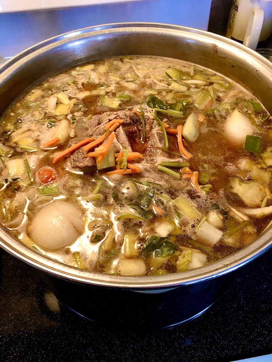 ChefOnCallAlex's tweet image. Everybody Stock Day is tomorrow! Wednesday, April 8. What’s your recipe? What are your tips? Got pics?? Post TOMORROW (tag #StockDay) Wednesday, April 8 and let’s stay healthy by eating healthy, real, whole, foods! RT !