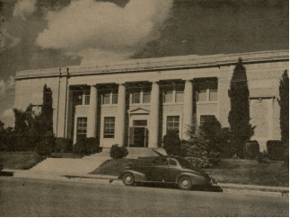 texas_angelo's tweet photo. SAC in April 1941 ready to register students for classes! Jump forward 79 years…no lines, no hassle! Don’t delay! Check your registration date and sign up for your online summer I courses! https://t.co/z97QyDt3Cl