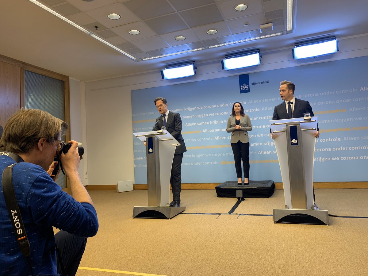bosalbert's tweet photo. Rutte: risico dat mensen denken dat ze losser met regels mogen omgaan. “Een grotere fout kunnen we niet maken” #corona https://t.co/gQzdmE15CH