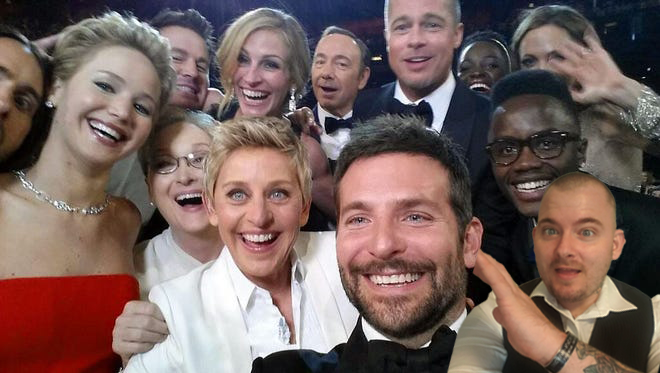 StovallAndy's tweet photo. #CelebritySelfie #IAmACelebrity #TotallyMe @TheEllenShow @TheOscars2021 @TheOscarsEpic #NotPhotoshopped https://t.co/Oijrtorlog