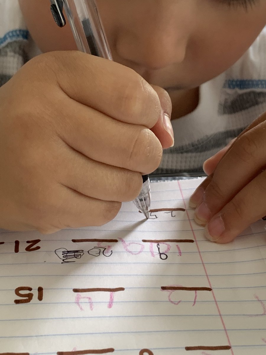 HardassHelen tweet media