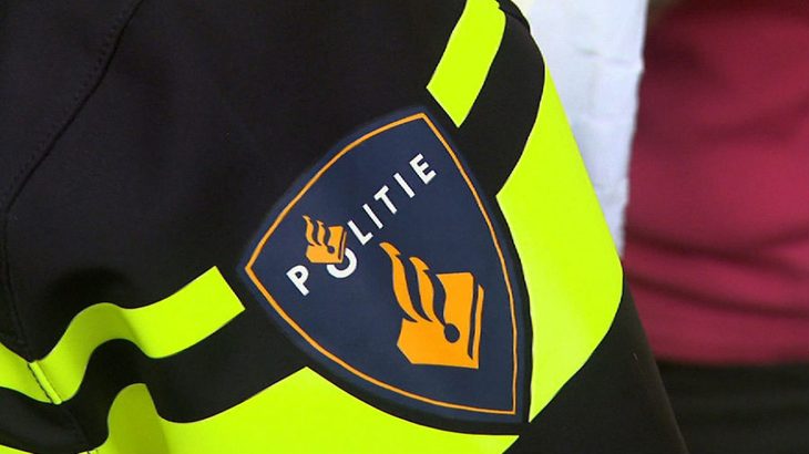 De politie heeft twee aanhoudingen verricht na een megavangst van grondstoffen voor synthetische drugs...
