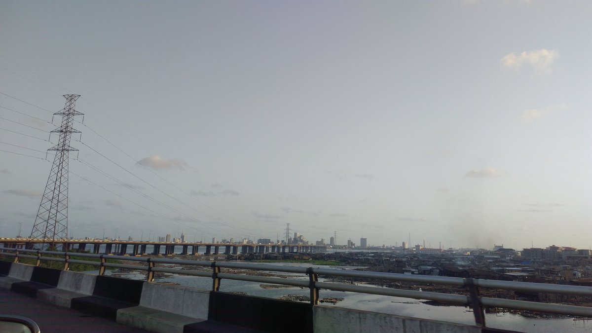 NuolBeth's tweet image. RT "RT Gidi_Traffic: "Austynzogs: Gidi_Traffic 18h13: #3RDMB #COVID19 #Lockdown  https://t.co/aNGUbzVLPm"