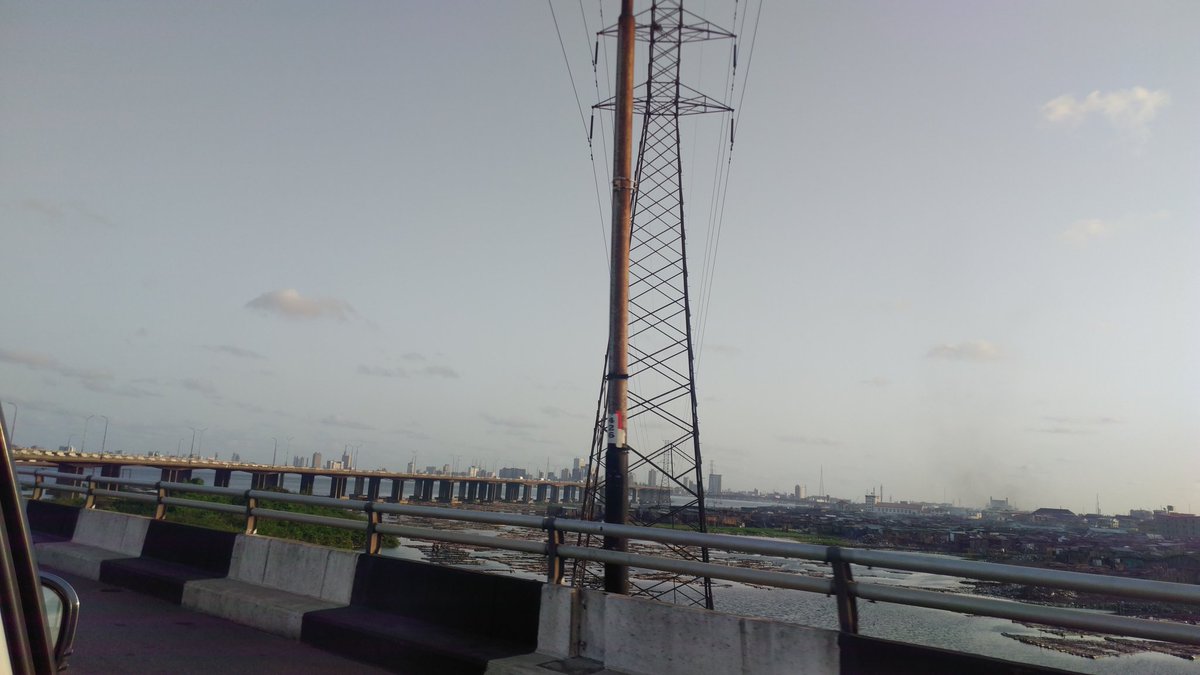 NuolBeth's tweet image. RT "RT Gidi_Traffic: "Austynzogs: Gidi_Traffic 18h13: #3RDMB #COVID19 #Lockdown  https://t.co/aNGUbzVLPm"