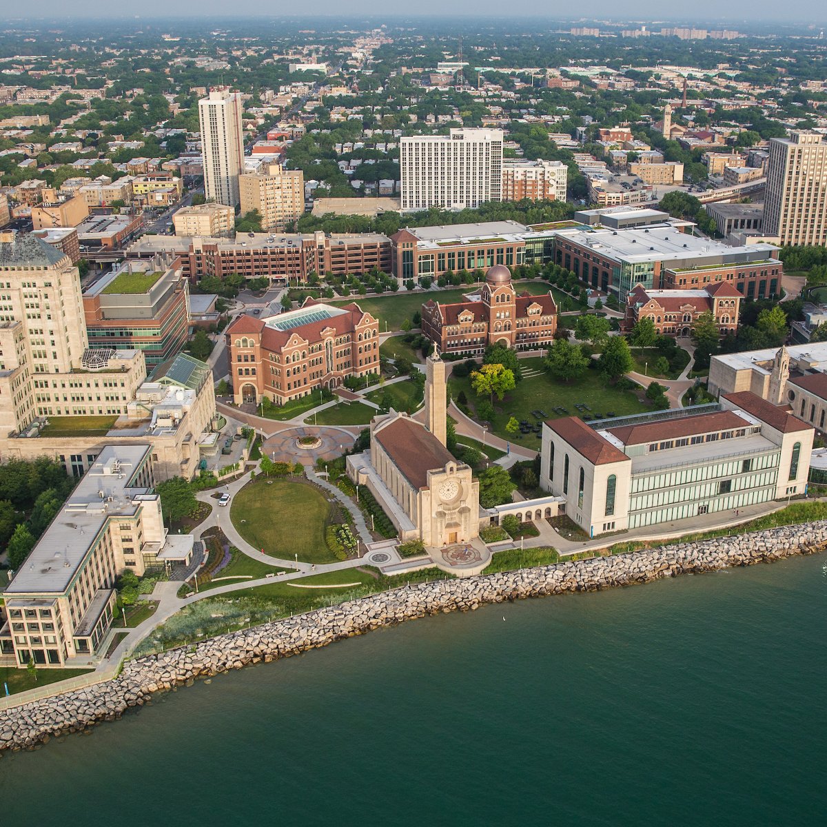 Retweet if you miss Lake Shore campus! 

Especially on a ☀ day like today!

#OnwardLU