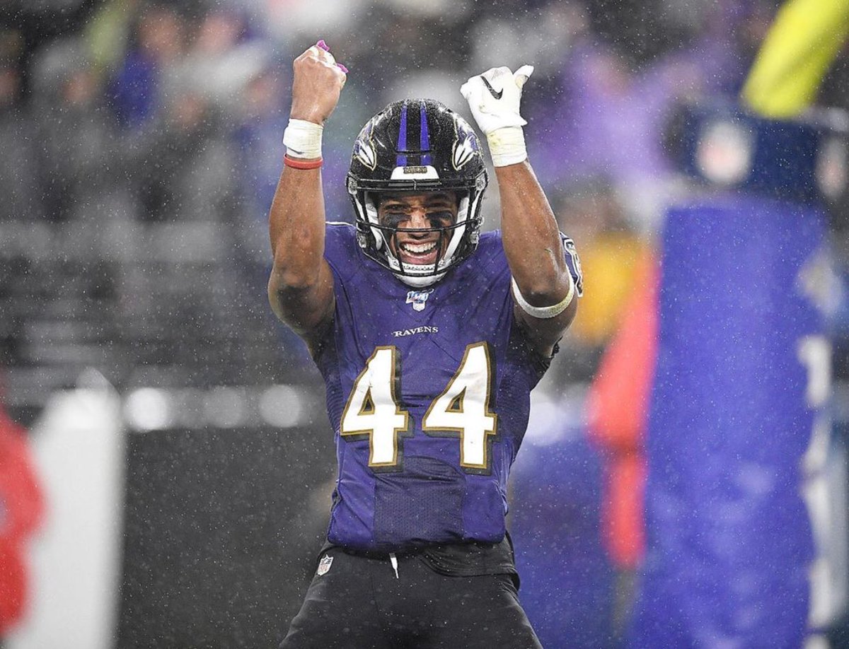 LamarHeisman's tweet photo. The Baltimore Ravens have the best uniforms in the NFL and it is not even close https://t.co/ZJQR5veovQ