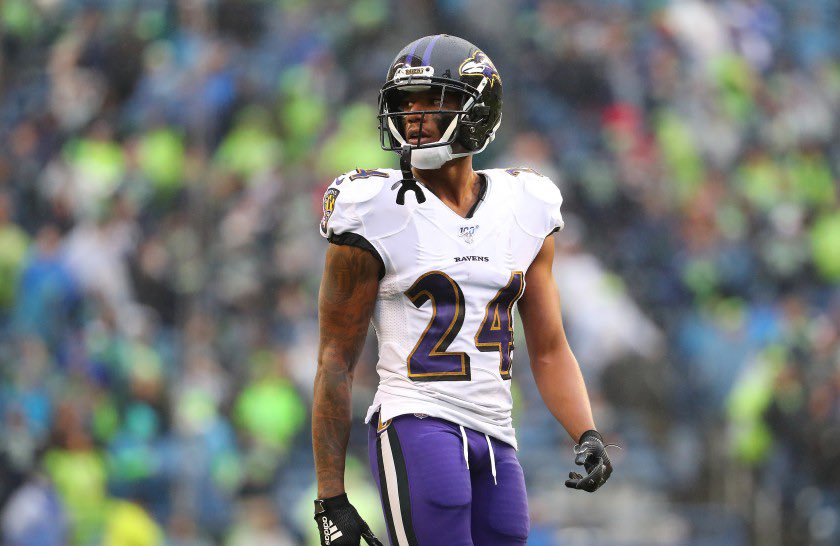 LamarHeisman's tweet photo. The Baltimore Ravens have the best uniforms in the NFL and it is not even close https://t.co/ZJQR5veovQ