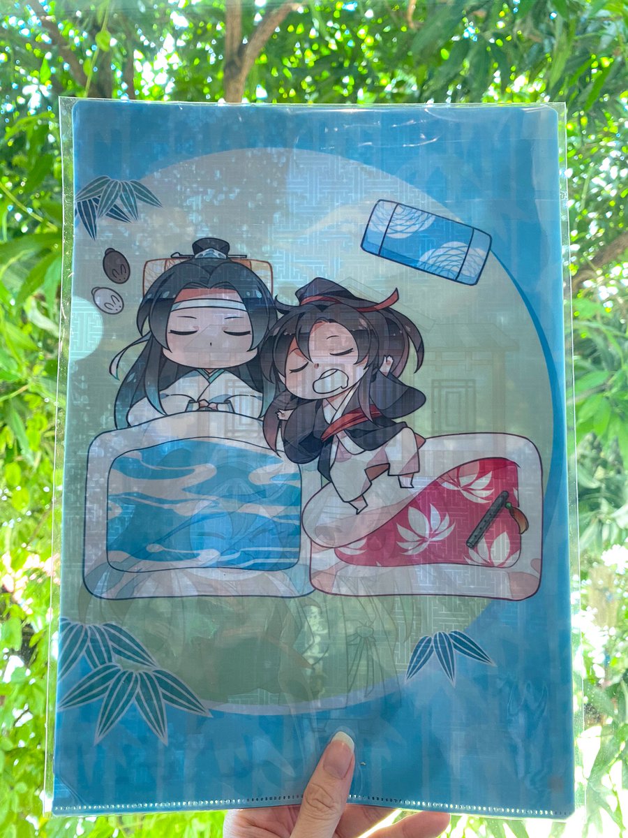 Novel set from Pinsin Studio!- two clear folders (ugh look at how wwx sleeps!!!!)- one transparent liddol bag (spot wwx, lwj, sizhui, a-ling and jingyi)