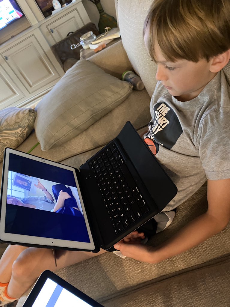 jamiepdutton12's tweet photo. Pleasure reading! Listening to my library read aloud today by free choice. #boundlessreader @emilyyannettee @Towers_Tina #promote_reading https://t.co/31aHhusRCF