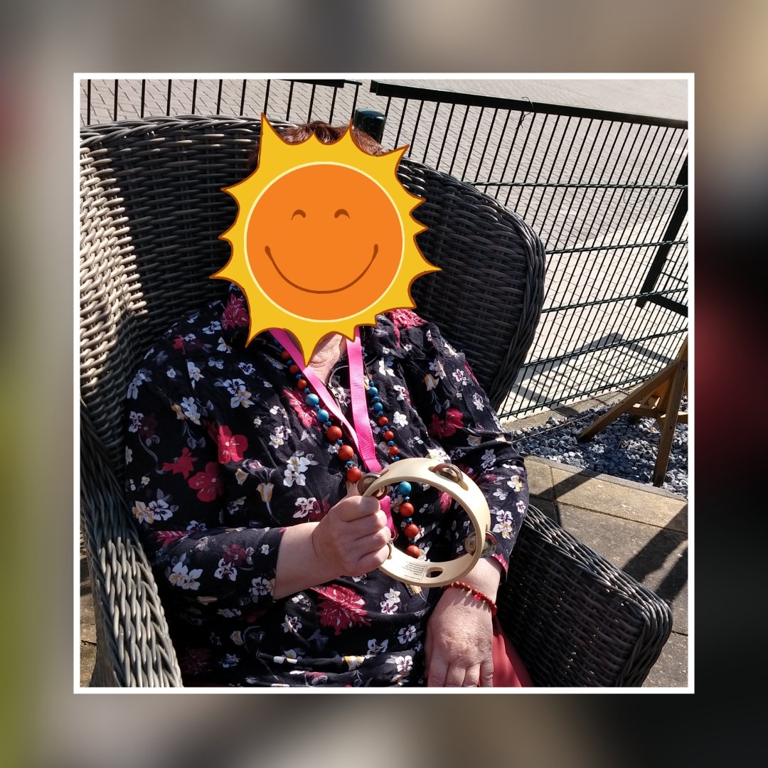 MNelemaat's tweet photo. geluk zit in kleine dingen.. Wat muziek met cliënten doet en misschien nog meer als we het met elkaar maken met een zonnetje op onze snoet.
Dankbaarheid overheerst hoe goed we het met elkaar hebben. Hoe ontspannen de cliënten zijn ondanks alles wat er in de wereld gebeurt♥️♥️ https://t.co/2QAo0qq2XD