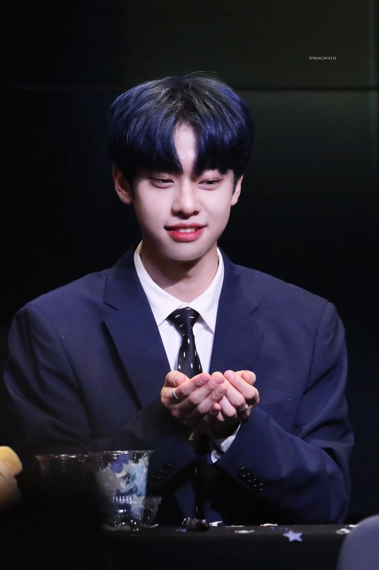 (request) donghyun - ab6ix