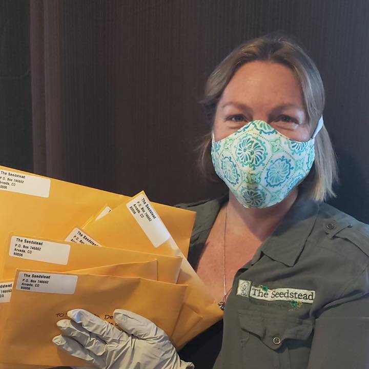 seedstead's tweet photo. https://t.co/EIITTZh29w is working hard to get your orders out.
#SocialDistancingNow #lockdown #heirloomseed https://t.co/yNgXUUafvJ