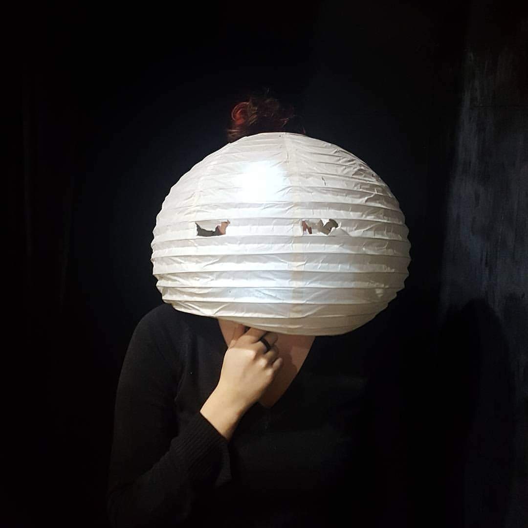 VictoriaHarrild's tweet photo. Being the moon for a production of Pyramus and Thisbe. Robin Starveling sure knows how to rock a costume.
#midsummernightsdream #pyramusandthisbe #robinstarveling #moonshine #themechanicals #moon #costumegoals #lampshade #torch https://t.co/d9CJvos88X