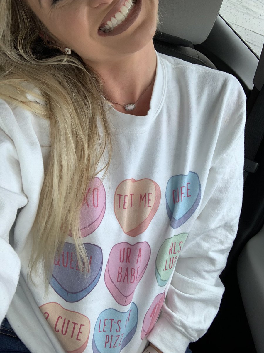 gibadamst's tweet photo. Might as well be cozy while I shoot interviews and video 🤷🏼‍♀️ https://t.co/F5aLnDu4gB
