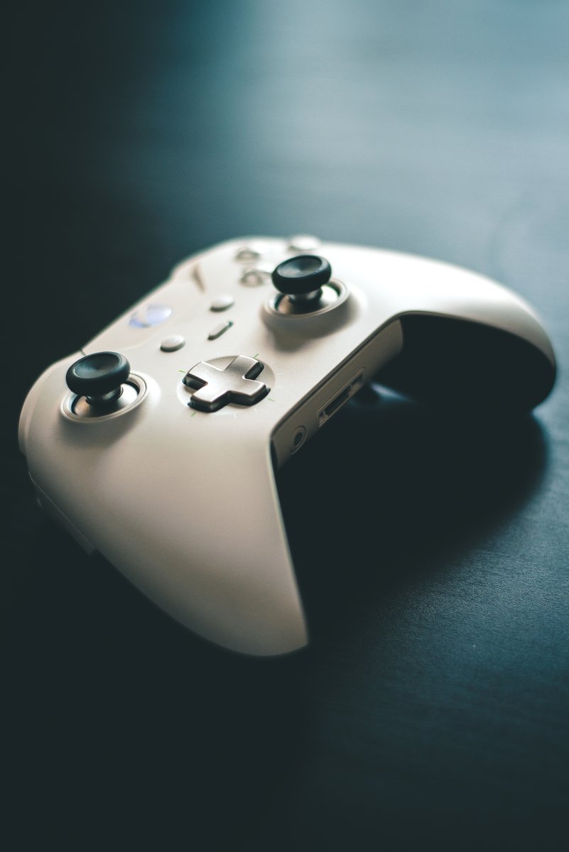 DynamoLink's tweet photo. 'Limitless'
Nikon D750 - 50mm, f/2, ISO 100, 1/160 ss 
(Just the one photo today) 
#XboxOne #Day7 #lockdownset https://t.co/WE5H3h9HMj