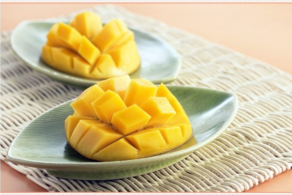 Kun: Mango-Great source of vitamins A and C.-High in fiber.